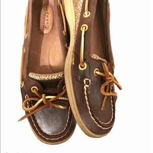 Sperry Topsiders women’s size 5, brown with gold accents